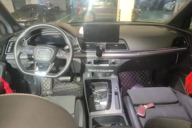 Used Audi Q5L Sportback 2021 45 TFSI Luxury Edition Center Console