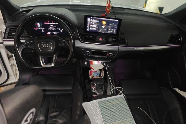 Used Audi Q5L Sportback 2021 40 TFSI Fashion Model Center Console