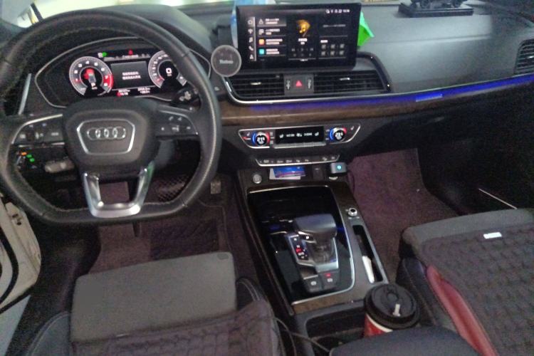 Used Audi Q5L Sportback 2021 45 TFSI Luxury Edition Center Console