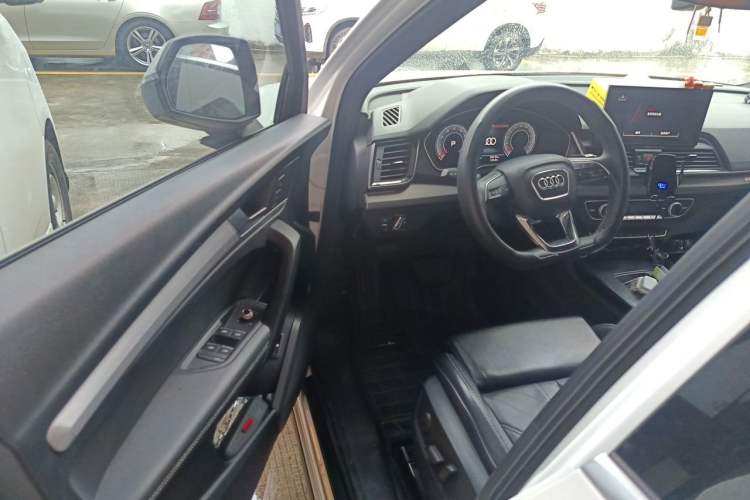 Used Audi Q5L Sportback 2021 40 TFSI Fashion Model Driver Seat
