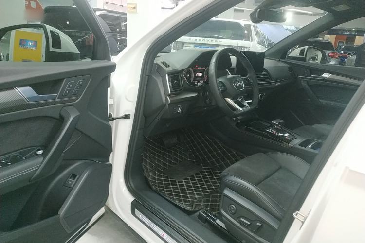 Used Audi Q5L Sportback 2021 40 TFSI Luxury Edition Driver Seat