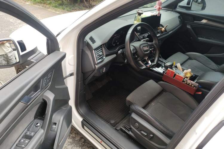 Used Audi Q5L Sportback 2021 45 TFSI Luxury Edition Driver Seat