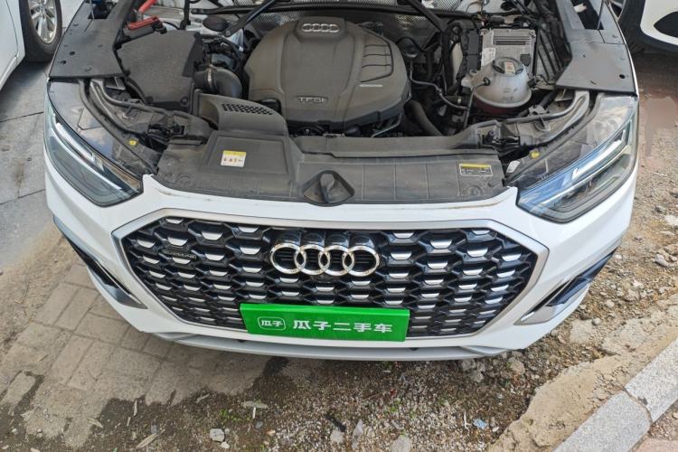 Used Audi Q5L Sportback 2021 40 TFSI Luxury Edition Engine Bay