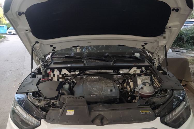 Used Audi Q5L Sportback 2021 45 TFSI Luxury Edition Engine Bay