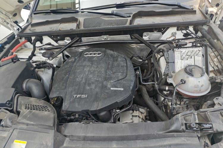 Used Audi Q5L Sportback 2021 45 TFSI Prestige Edition Engine Bay