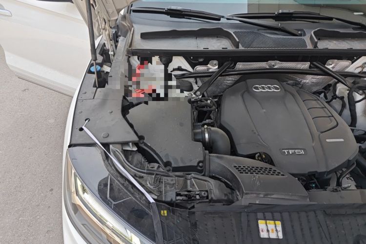 Used Audi Q5L Sportback 2021 40 TFSI Luxury Edition Engine Bay Right