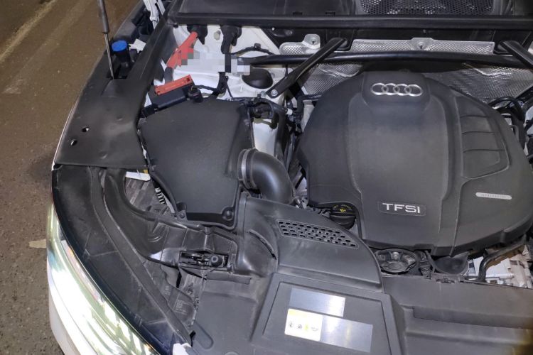 Used Audi Q5L Sportback 2021 45 TFSI Luxury Edition Engine Bay Right