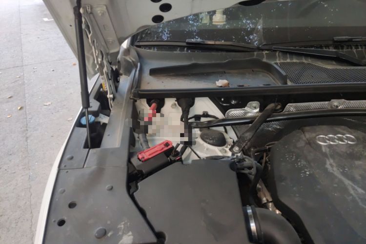 Used Audi Q5L Sportback 2021 45 TFSI Luxury Edition Engine Bay Right