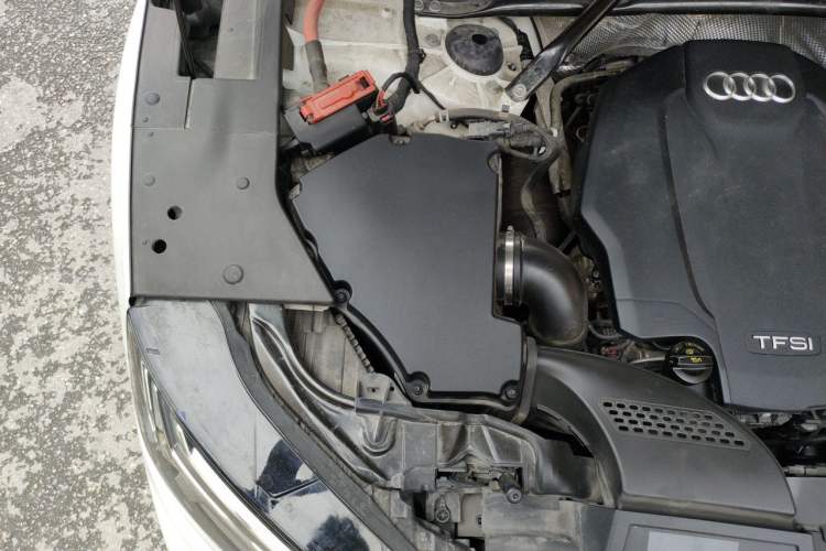 Used Audi Q5L Sportback 2021 45 TFSI Luxury Edition Engine Bay Right