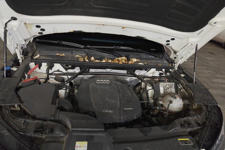 Used Audi Q5L Sportback 2021 45 TFSI Luxury Edition Engine Bay