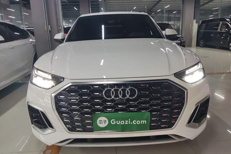 Used Audi Q5L Sportback 2021 40 TFSI Fashion Model Front
