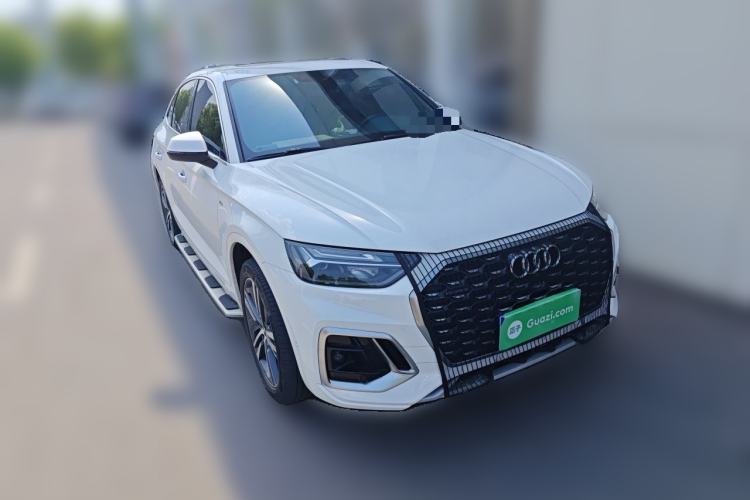 Used Audi Q5L Sportback 2021 40 TFSI Luxury Edition Front Right 45 Deg