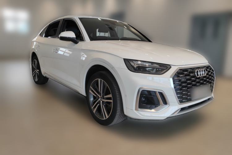 Used Audi Q5L Sportback 2021 40 TFSI Luxury Edition Front Right 45 Deg