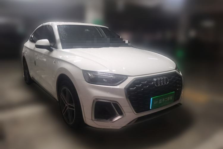 Used Audi Q5L Sportback 2021 40 TFSI Fashion Model Front Right 45 Deg