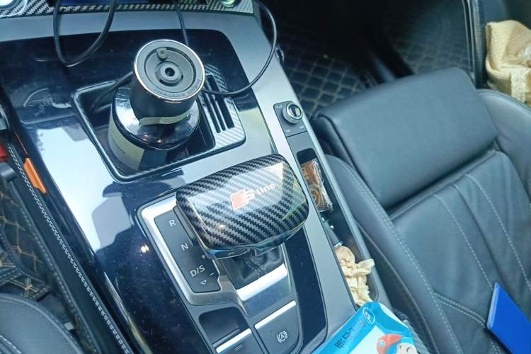 Used Audi Q5L Sportback 2021 40 TFSI Fashion Model Gear Lever