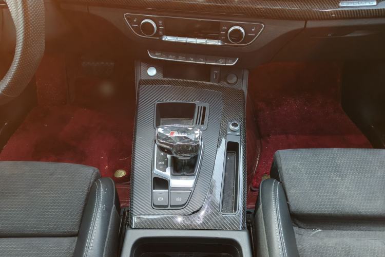 Used Audi Q5L Sportback 2021 45 TFSI Luxury Edition Gear Lever