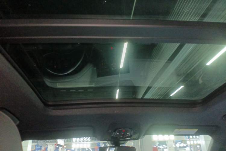 Used Audi Q5L Sportback 2021 40 TFSI Fashion Model Headliner