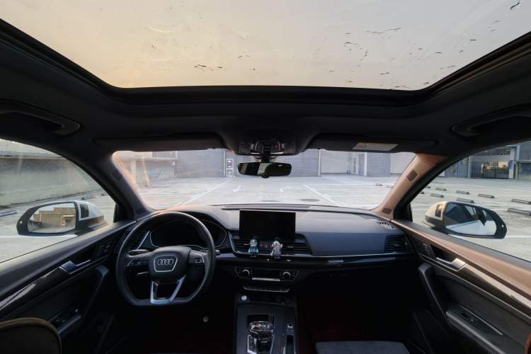 Used Audi Q5L Sportback 2021 45 TFSI Luxury Edition Headliner