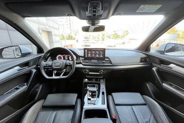 Used Audi Q5L Sportback 2021 40 TFSI Fashion Model Interior 3