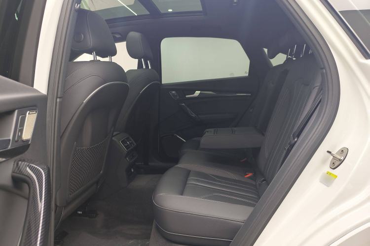 Used Audi Q5L Sportback 2021 40 TFSI Fashion Model Interior 7