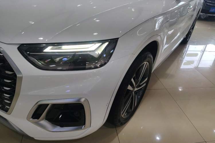 Used Audi Q5L Sportback 2021 40 TFSI Luxury Edition Left Front Headlight