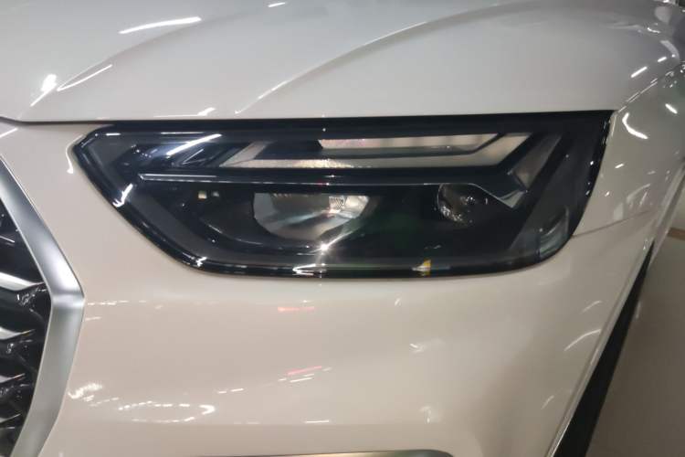 Used Audi Q5L Sportback 2021 40 TFSI Fashion Model Left Front Headlight