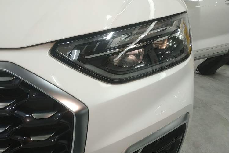 Used Audi Q5L Sportback 2021 40 TFSI Luxury Edition Left Front Headlight
