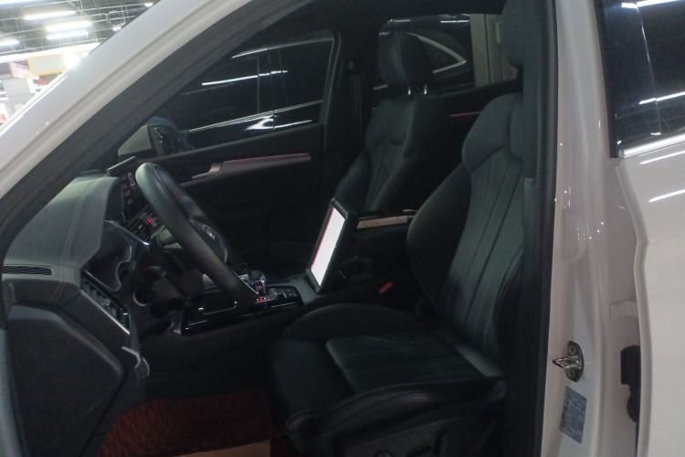 Used Audi Q5L Sportback 2021 40 TFSI Fashion Model Left Front Seat