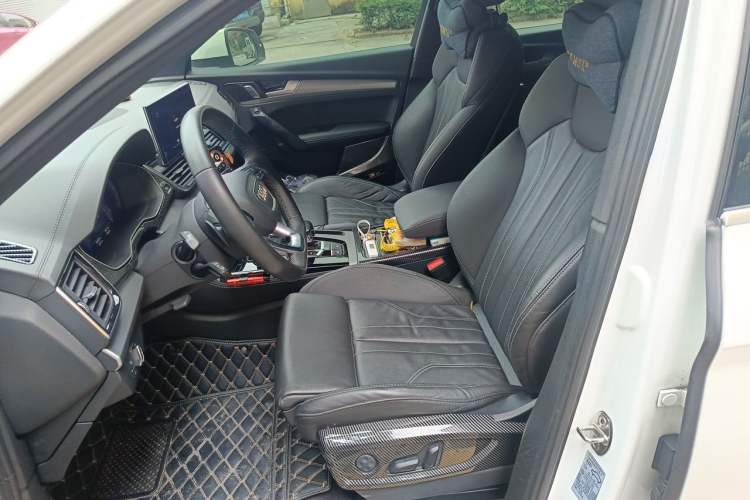 Used Audi Q5L Sportback 2021 40 TFSI Fashion Model Left Front Seat