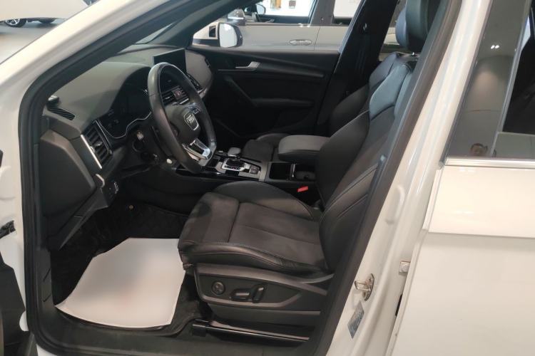 Used Audi Q5L Sportback 2021 40 TFSI Luxury Edition Left Front Seat