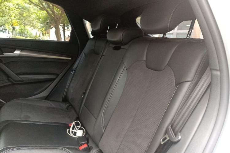 Used Audi Q5L Sportback 2021 45 TFSI Luxury Edition Left Rear Seat