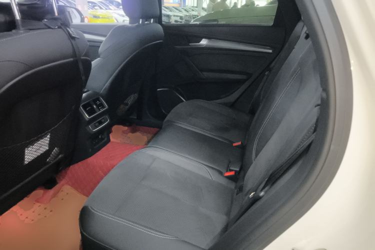 Used Audi Q5L Sportback 2021 40 TFSI Luxury Edition Left Rear Seat