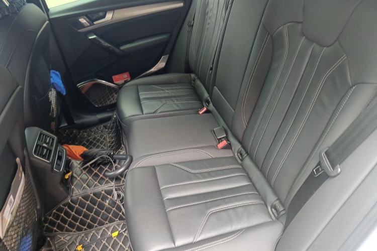 Used Audi Q5L Sportback 2021 40 TFSI Fashion Model Left Rear Seat
