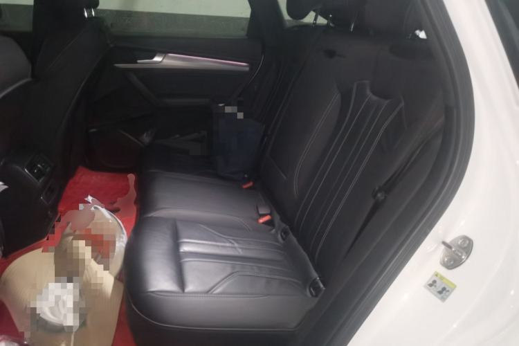 Used Audi Q5L Sportback 2021 40 TFSI Fashion Model Left Rear Seat