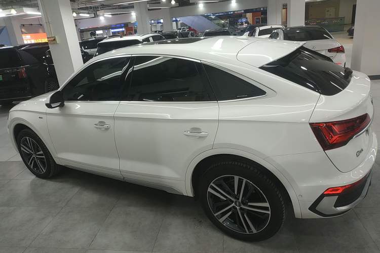 Used Audi Q5L Sportback 2021 40 TFSI Luxury Edition Left Side