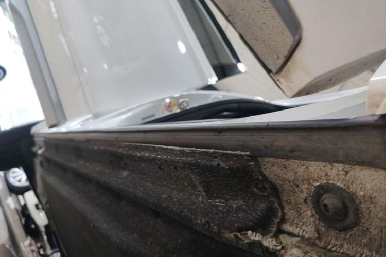 Used Audi Q5L Sportback 2021 40 TFSI Luxury Edition Left Side Sill
