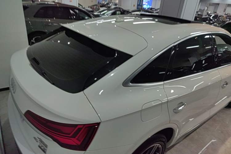 Used Audi Q5L Sportback 2021 40 TFSI Fashion Model Rear