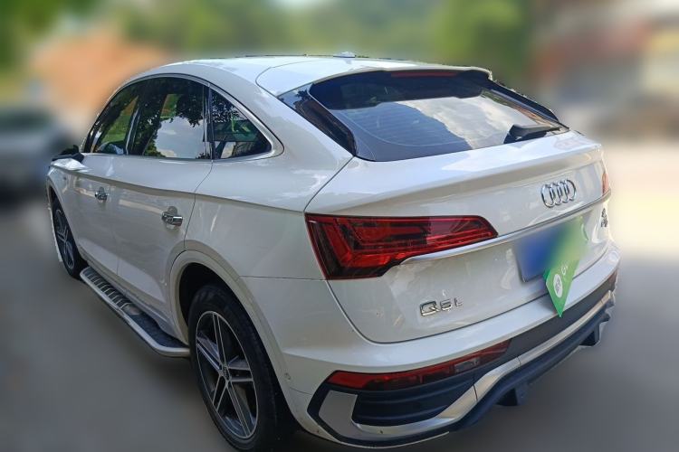 Used Audi Q5L Sportback 2021 40 TFSI Fashion Model Rear Left 45 Deg