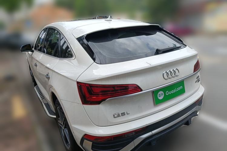Used Audi Q5L Sportback 2021 40 TFSI Fashion Model Rear Left 45 Deg