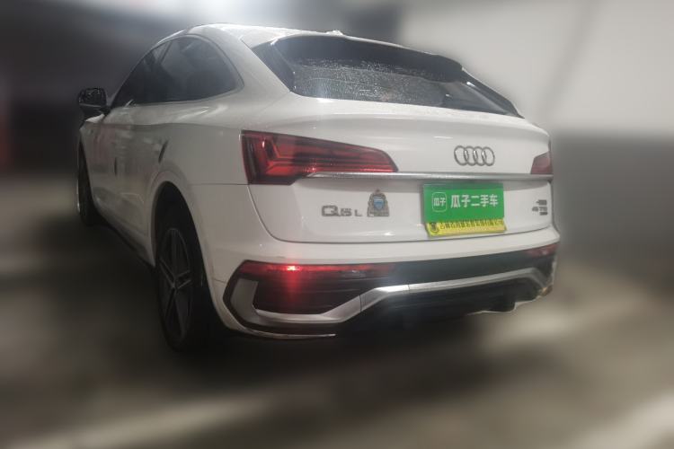 Used Audi Q5L Sportback 2021 40 TFSI Fashion Model Rear Left 45 Deg