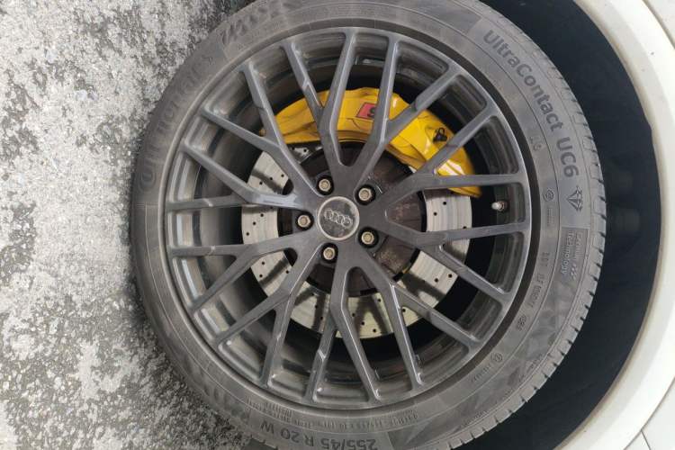 Used Audi Q5L Sportback 2021 45 TFSI Luxury Edition Right Front Wheel Hub