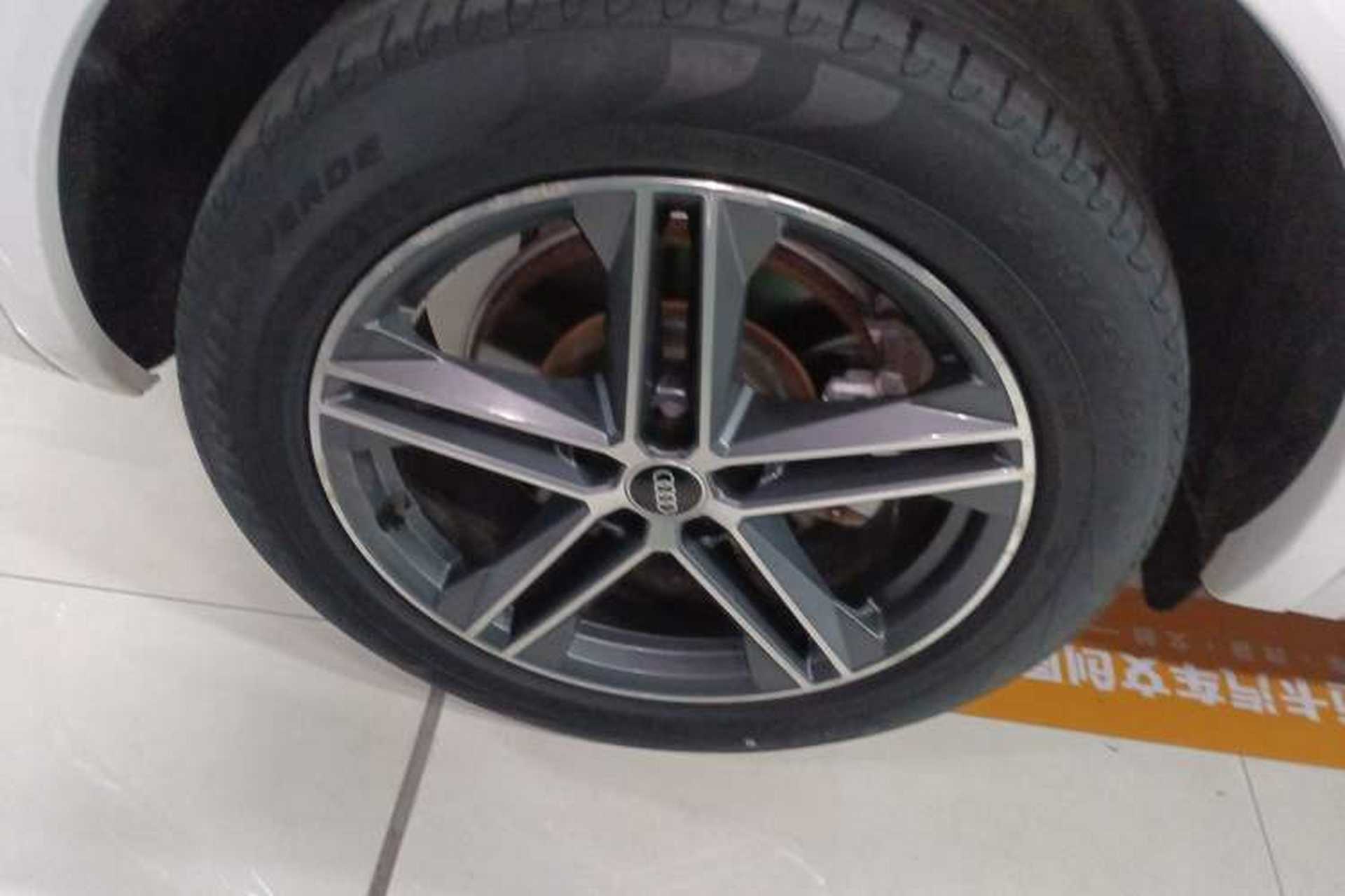 Used Audi Q5L Sportback 2021 40 TFSI Fashion Model Right Rear Wheel Hub