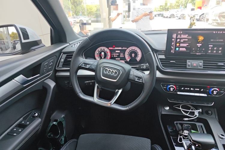 Used Audi Q5L Sportback 2021 40 TFSI Luxury Edition Steering Wheel