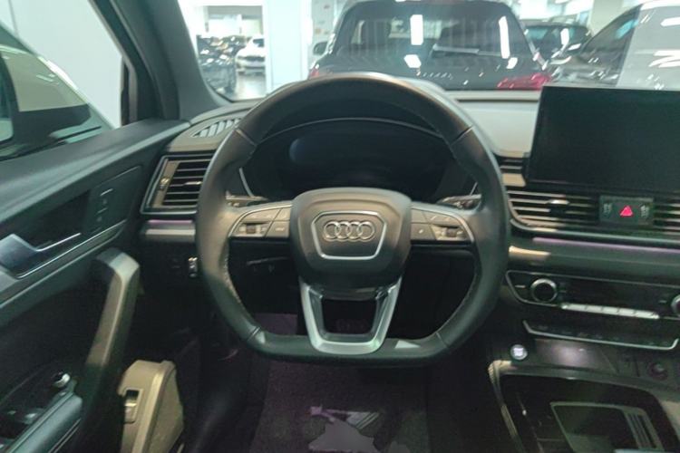 Used Audi Q5L Sportback 2021 40 TFSI Fashion Model Steering Wheel