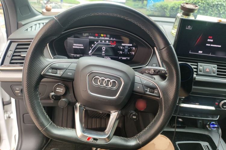 Used Audi Q5L Sportback 2021 45 TFSI Luxury Edition Steering Wheel