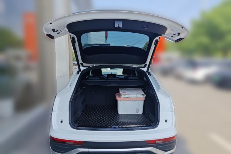 Used Audi Q5L Sportback 2021 40 TFSI Luxury Edition Trunk