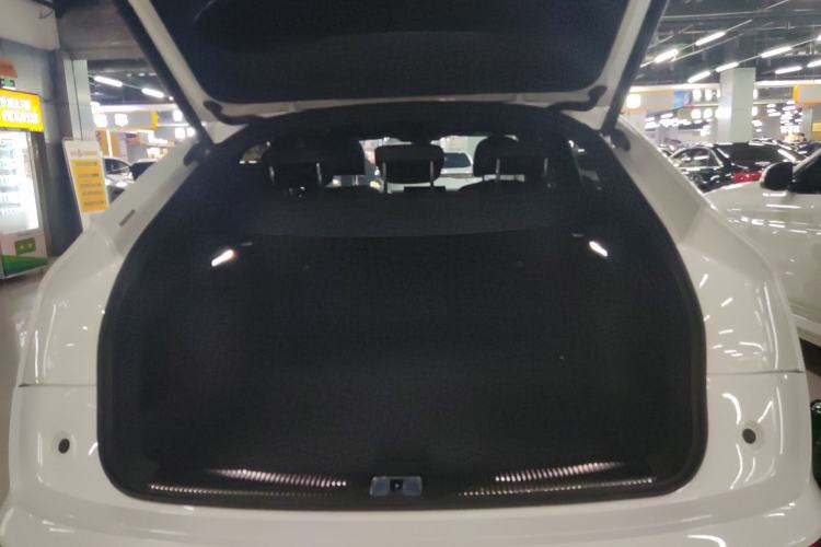 Used Audi Q5L Sportback 2021 40 TFSI Fashion Model Trunk