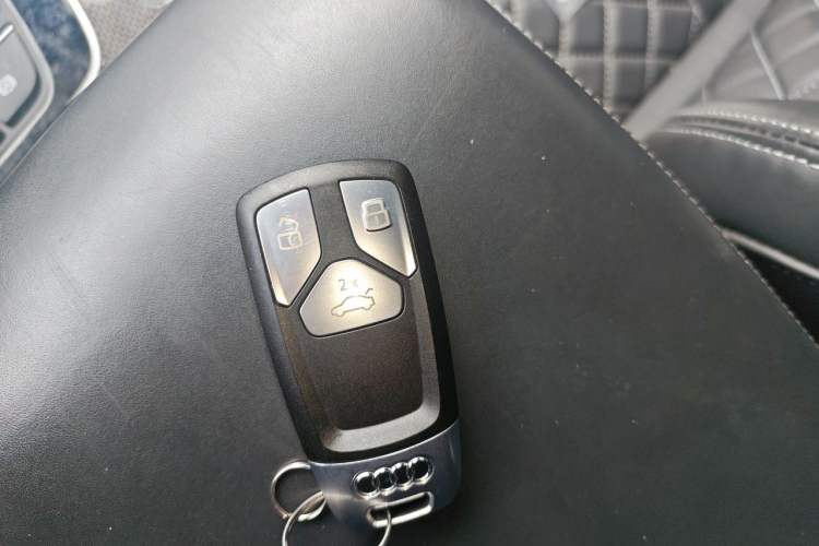 Used Audi Q5L Sportback 2021 45 TFSI Prestige Edition Vehicle Key
