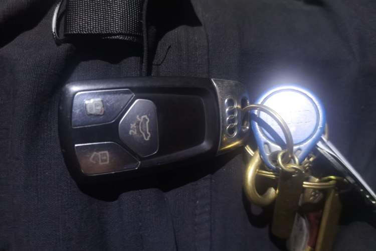 Used Audi Q5L Sportback 2021 40 TFSI Fashion Model Vehicle Key