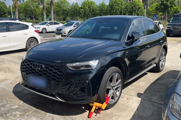Used Audi Q5L Sportback 2022 45 TFSI Luxury Model Guazi used car, China used car export, Used car for sale, Used  cars, Cheapest cars for sale